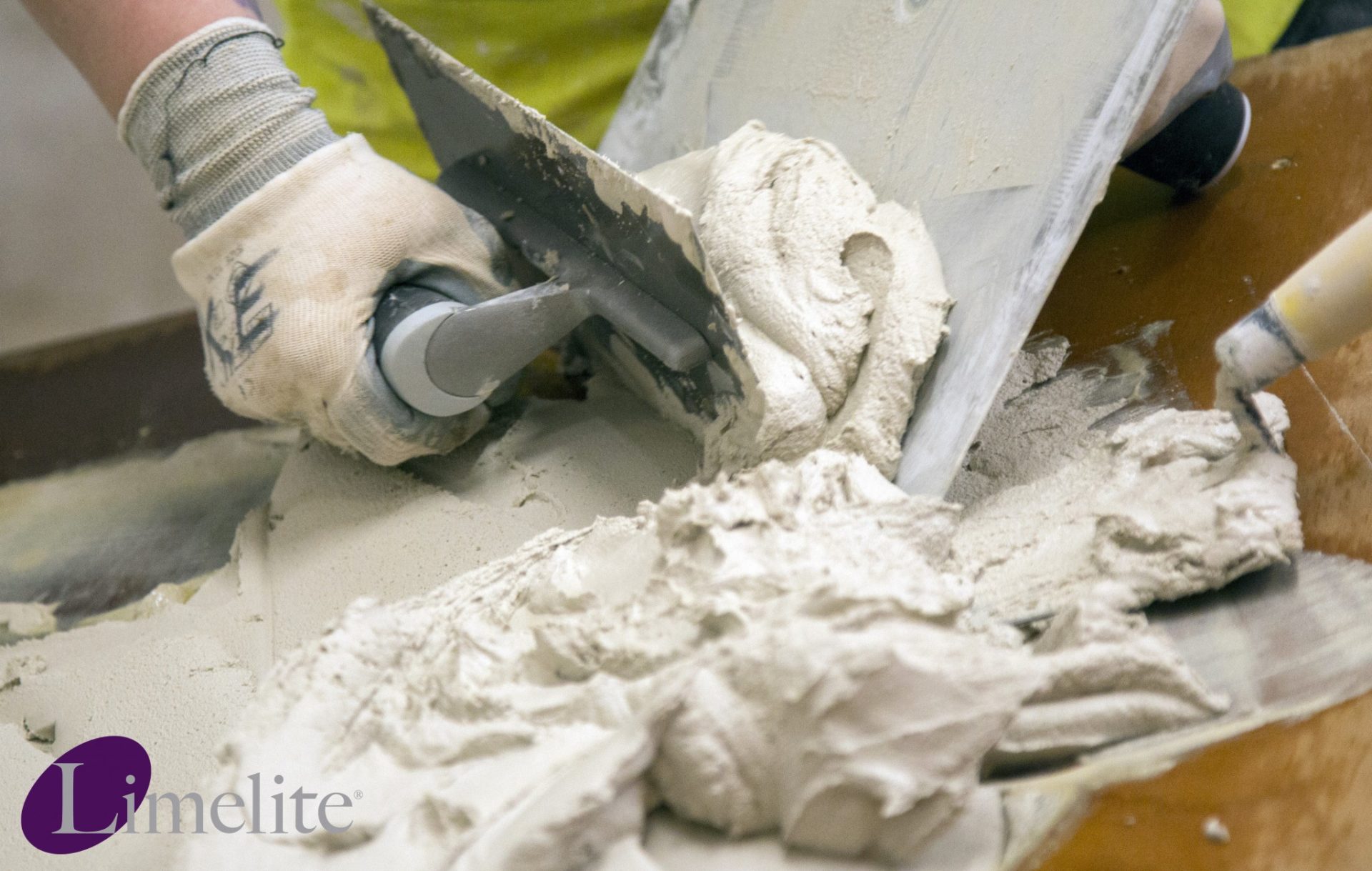 The forgotten solution: Renovating plaster