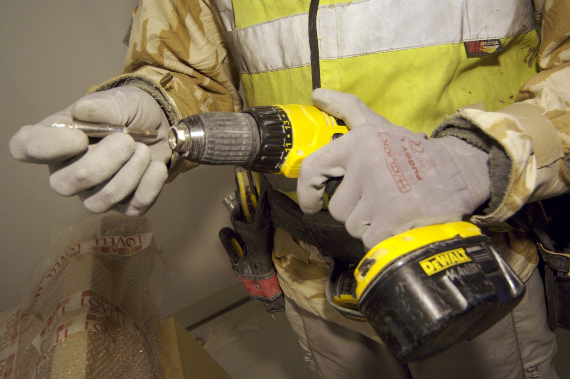 How to manage Hand and Arm Vibration Syndrome in construction