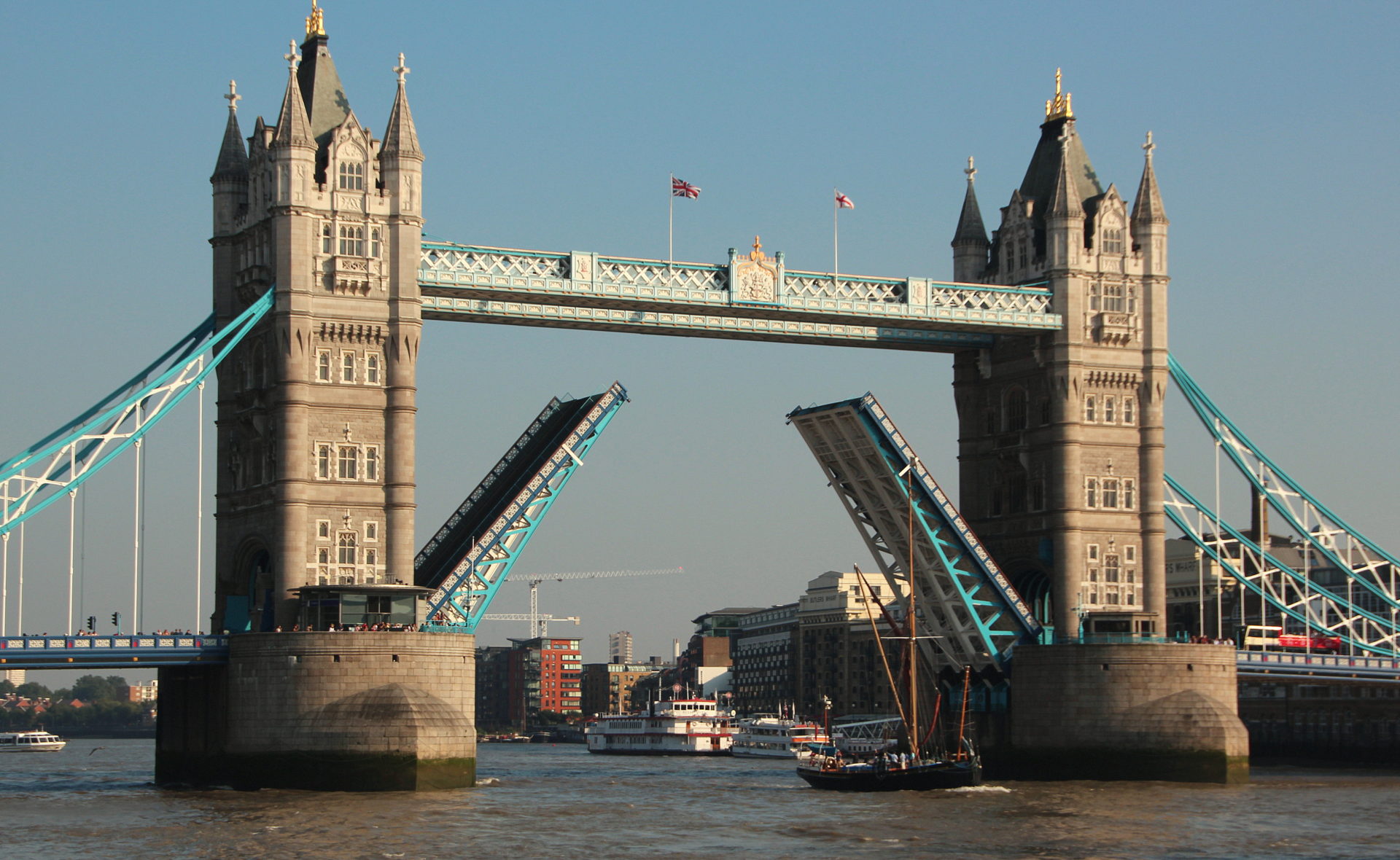 Tower Bridge to install sustainable ventilation system