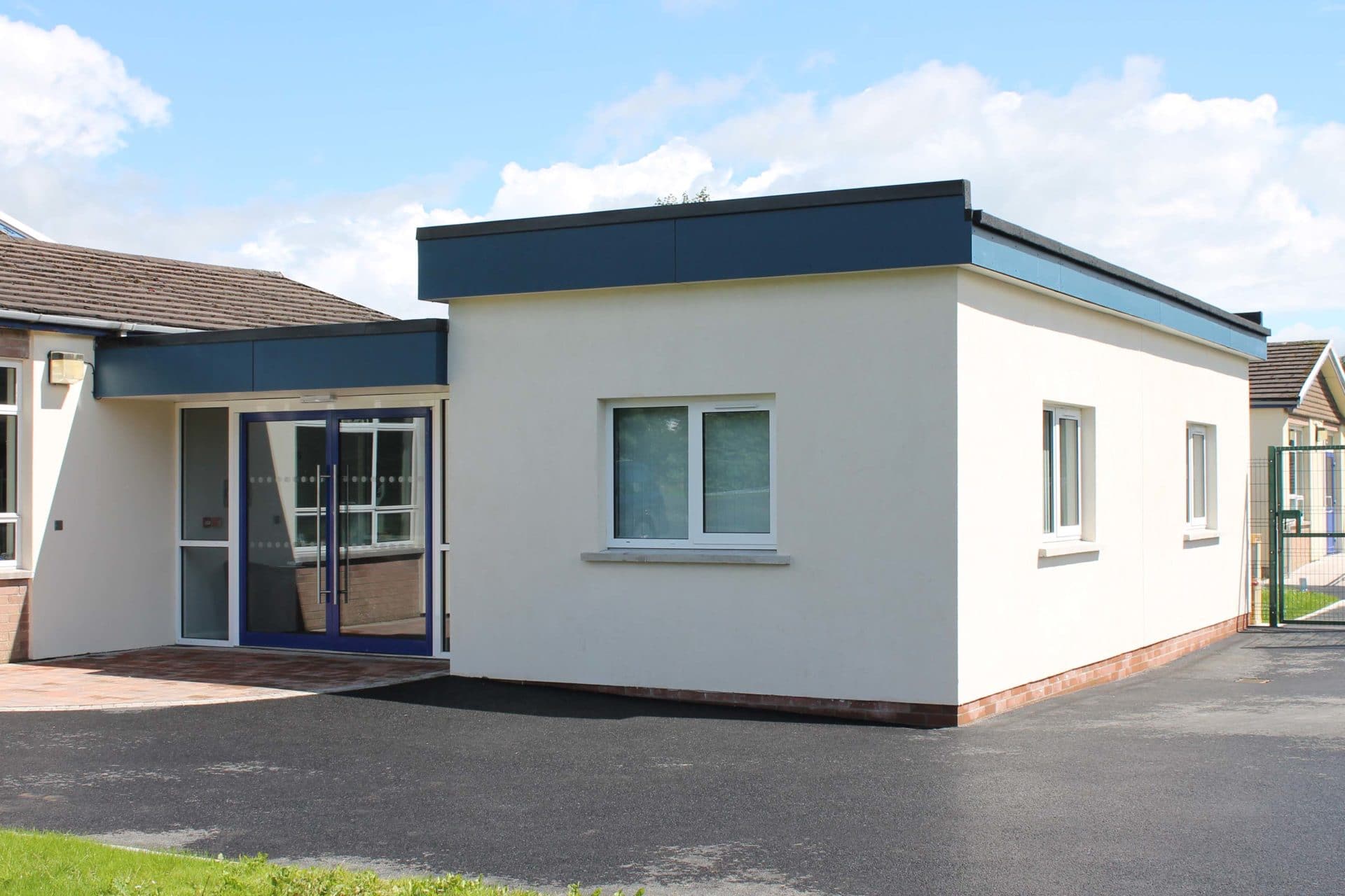 Webermineral TF render gets high marks from Newry school
