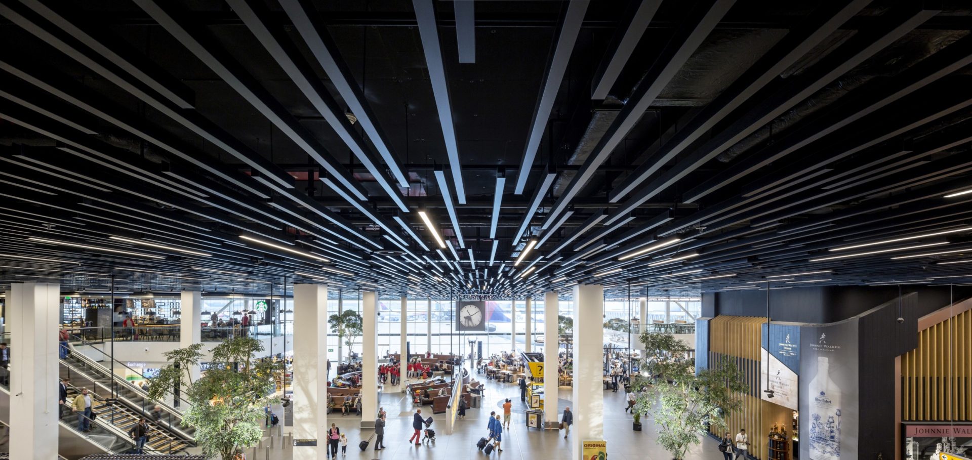New ceiling system for Amsterdam’s Schiphol Airport