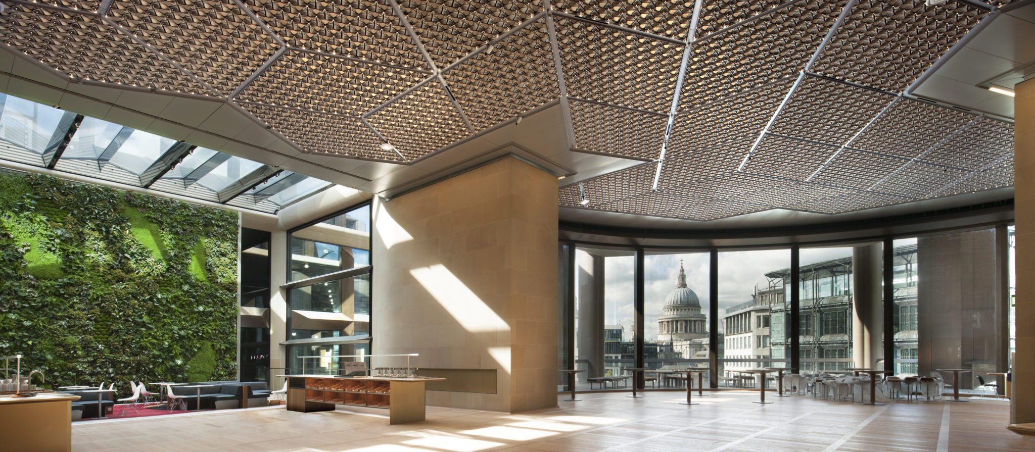 SAS ceiling enhances sustainability at Bloomberg HQ