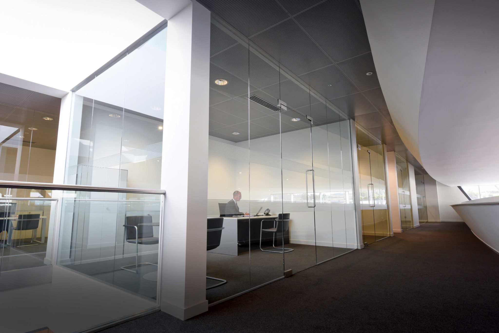 New Longline Vision partitioning system from Nevill Long