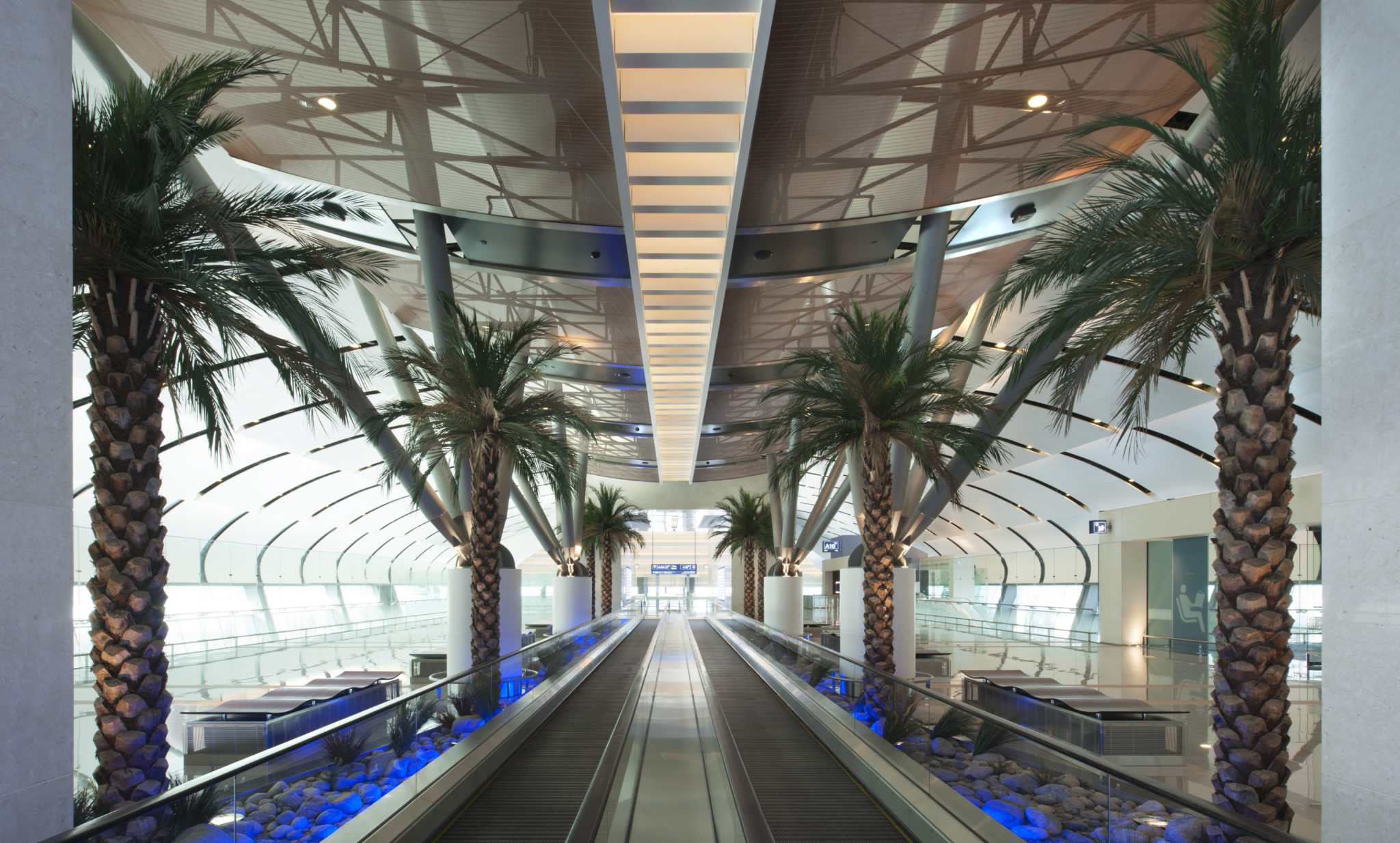 Bespoke SAS metalwork and ceilings for new Muscat airport